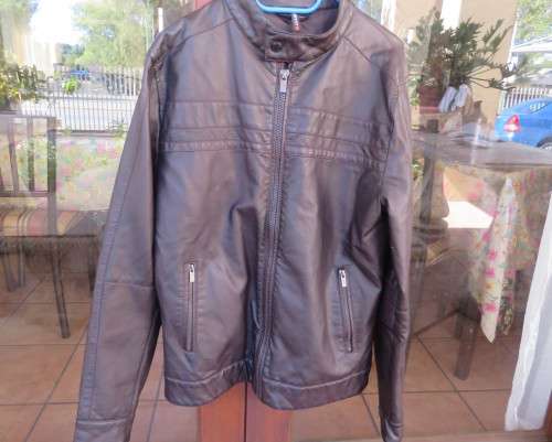Men`s choc brown faux leather bikers zip-up jacket size MED.(105cm) by IDENTITY. New condition.