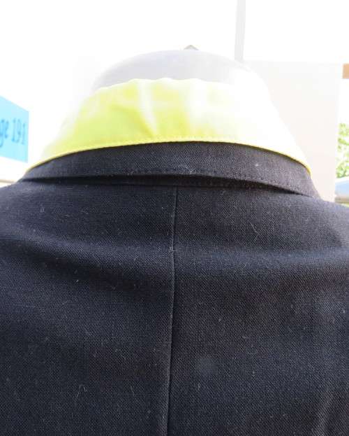 Elegant black long sleeve viscose/poly jacket size 36/12 by TRUWORTHS.Three dummy pockets.As new