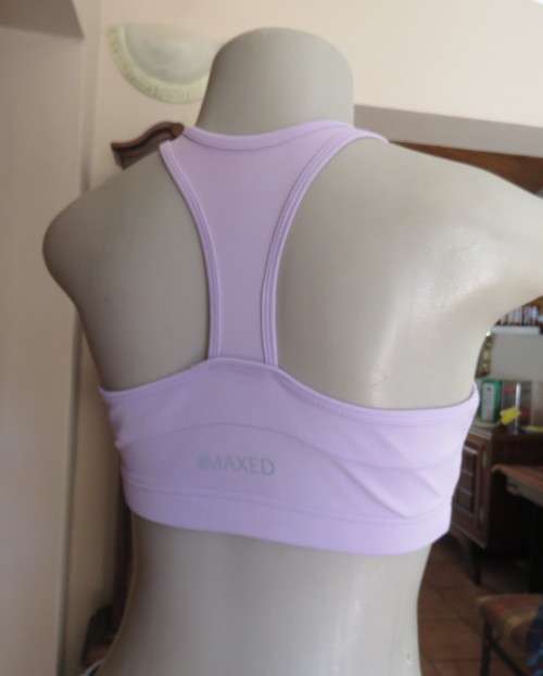 Soft lilac sports bra size 32 by MAXED in stretch polyester fabric. As new