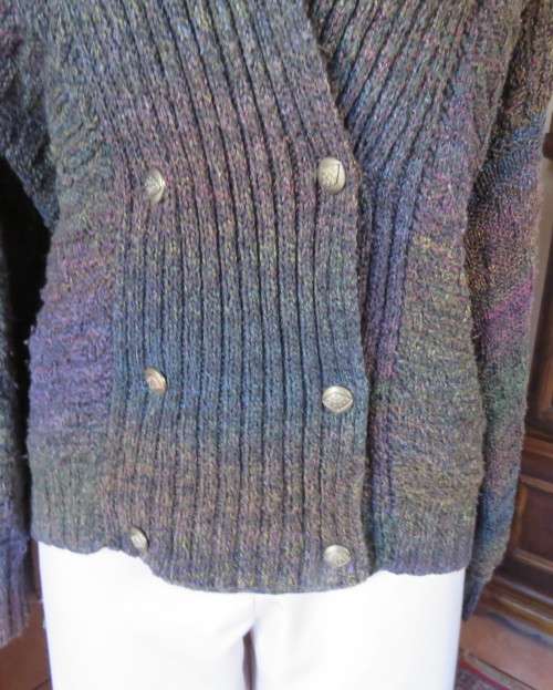 Warm acrylic knit dark jewel colour long sleeve cardigan.Double breast. Size 42 to 44.Very good cond