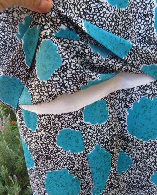 STUDIO-1 silky polyester black-white dropped waist vintage dress with jade flowers Size 36.