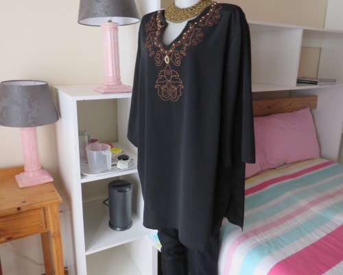 Luxury black silky slip over sweetheart neckline top in 48/24 by DONNA CLAIRE.Embellished.As new
