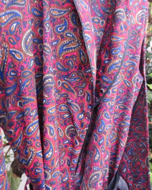 Handsome dark red/navy paisley patterned fold over long sleeve men`s night gown.Size S by SKIPPER