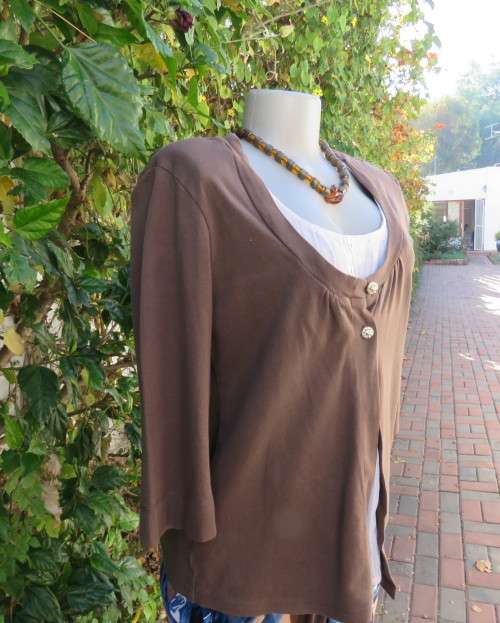 Casual med.brown slip over 100% cotton top with cream front inlay. Size 36/12. By WOOLWORTHS.