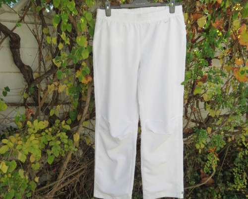 NIKE dri-fit white straight legged sport pants in 100% polyester with stretch netting inner,Size 36.