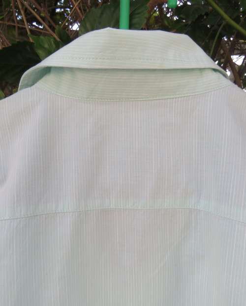 Best quality DAVID JONES pure cotton mint green/white striped short sleeve shirt in LARGE. New cond.