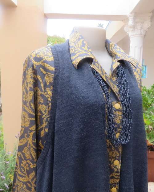 Handy extra long slate grey knitted 100% acrylic waterfall style gilet.Size 42 to 44.Fringed.As new