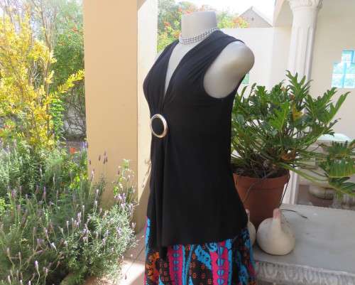 Sexy black viscose stretch sleeveless top with ruched front with buckle. IDENTITY size 38/14.As new
