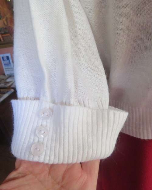 Simply classic acrylic knit cover up white top/jacket with elbow length sleeves.Size 42/18, As new