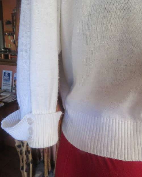 Simply classic acrylic knit cover up white top/jacket with elbow length sleeves.Size 42/18, As new