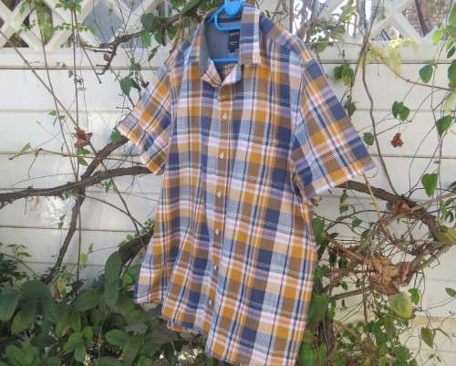 Handsome DAVID JONES short sleeve pure cotton checked shirt in rust/navy/white. Size X Large.As new.