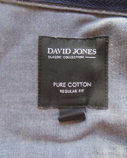 Handsome DAVID JONES short sleeve pure cotton checked shirt in rust/navy/white. Size X Large.As new.