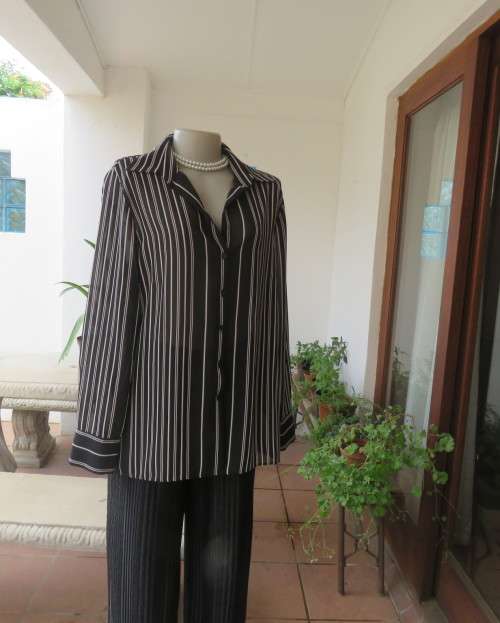 Smart,versatile black/white striped long sleeve sheer polyester top by WOOLWORTHS size 40/16.As new.