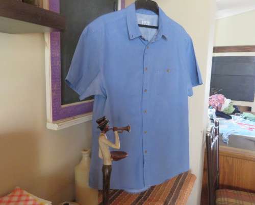 High class denim blue short sleeve casual Men`s shirt by WOOLWORTHS.One pocket.Slim fit size Large.