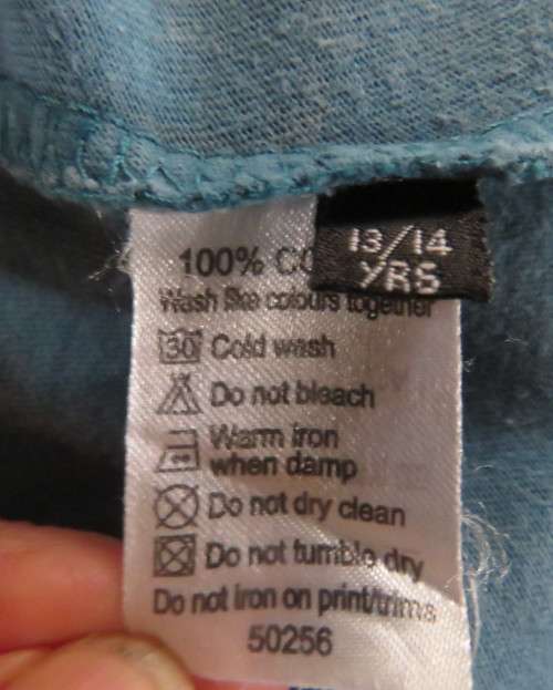 QUIKSILVER steel blue short sleeve T shirt for boy 13 to 14 yrs old. 100% cotton.Very good cond.