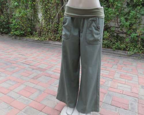 Comfy wide legged olive green linen/cotton blend size 38 pants by WOOLWORTHS.Stretch f/o waistband.