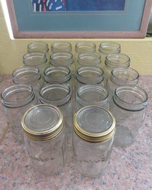 19 x Antique Consul preserve 1Lit. bottles. Measured in ounces/cups as before 1974. See description.