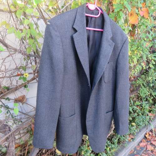 Grey pure new wool men`s jacket-viscose lining. By OXFORD Germany. Size 52.Chest 130cm