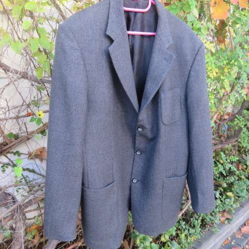 Grey pure new wool men`s jacket-viscose lining. By OXFORD Germany. Size 52.Chest 130cm