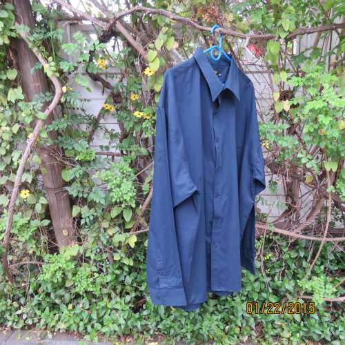 High quality dark navy polycotton long sleeve men`s shirt by BARRON. Size 4XL.Brand new cond.