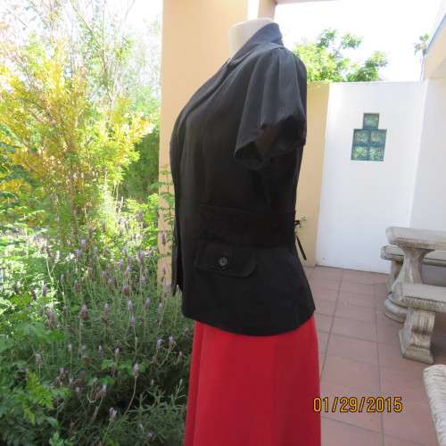 Stunning very black capped sleeve fully lined jacket by INWEAR size 38. Braiding/pleats at back.