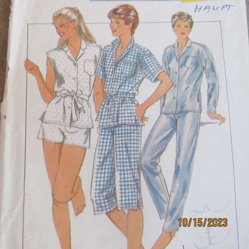 STYLE sewing pattern for ladies pajama set in size S M L. Good condition. 4034