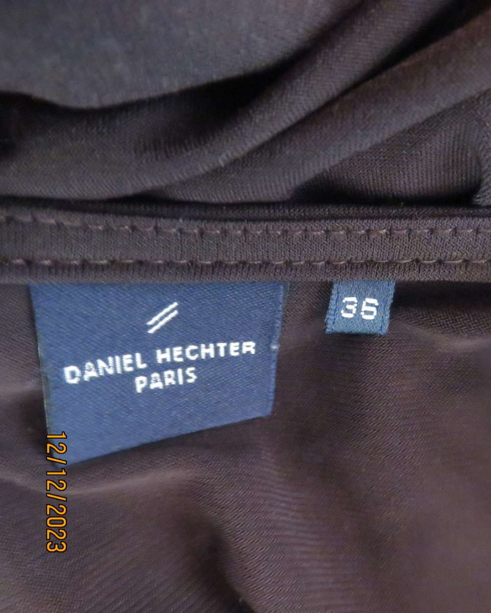 Figure fitting high quality DANIEL HECHTER choc brown stretch poly dress. Size 36. Flare bottom.