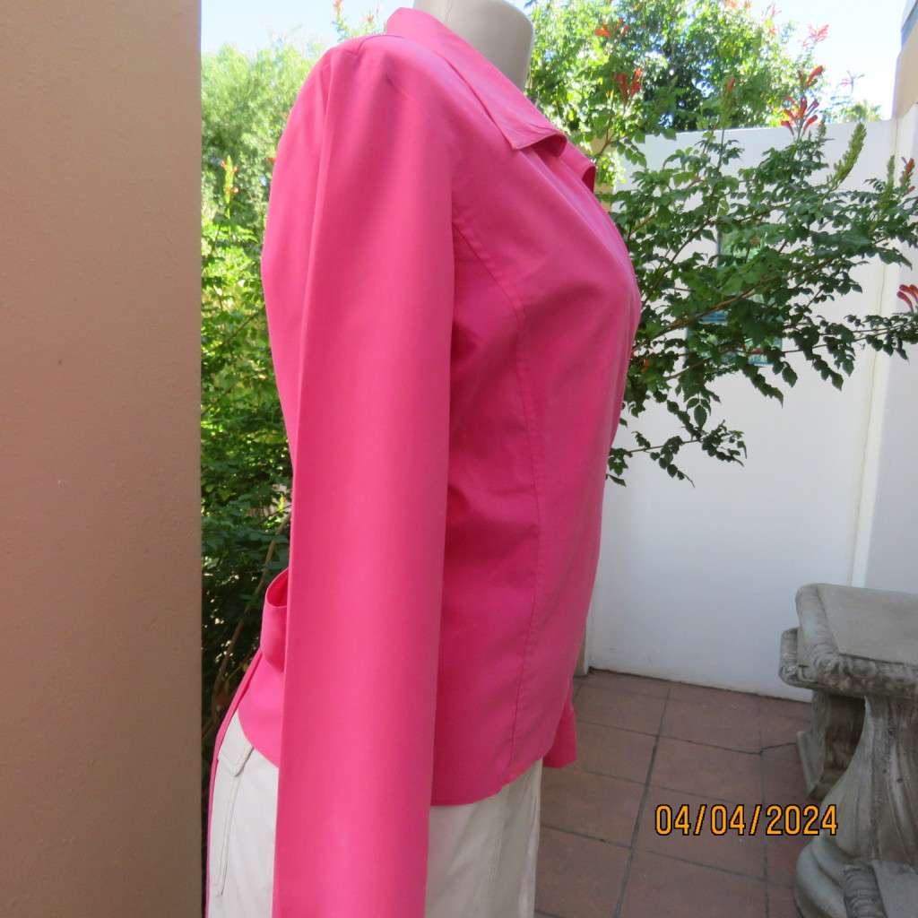 Beautiful crimson pink cross over long sleeve top size 38/14 by BE YOURSELF. With collar. Good cond