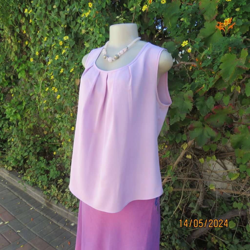 Beautiful soft lilac slip over sleeveless top. Scooped pleated front neckline. Size 40 by IMAGEMAKER