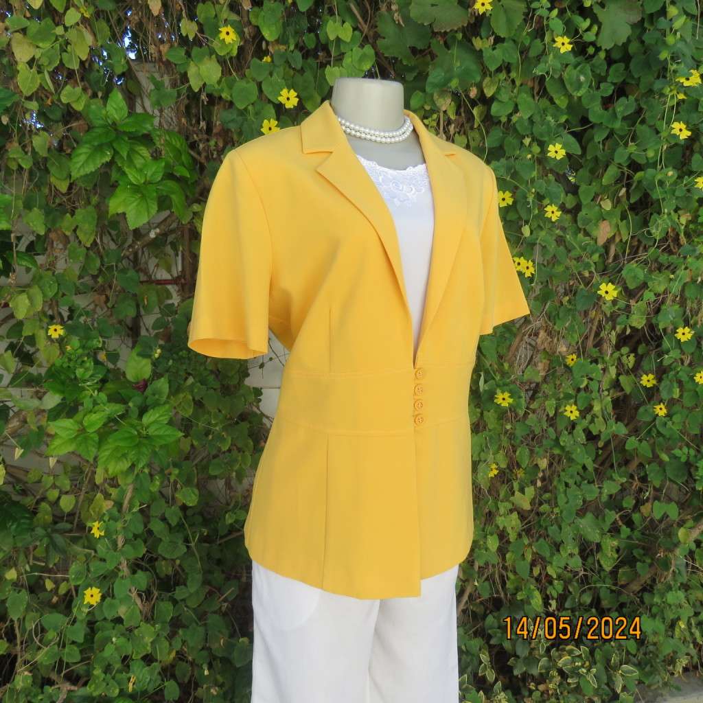 High quality short sleeve canary yellow heavy stretch cotton top/jacket. MILADYS size 36. Brand new