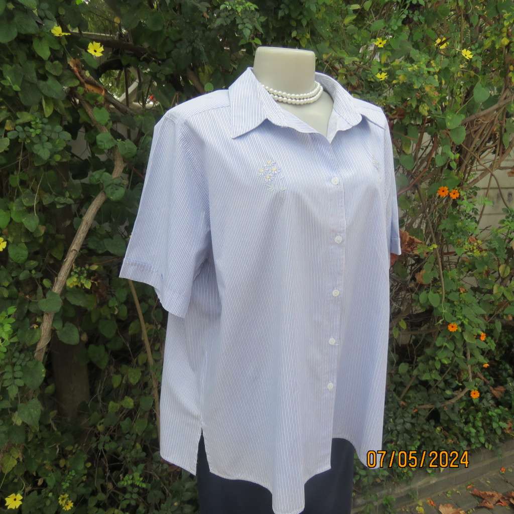 Smart casual blue/white embossed vertical striped polycotton top. By COLLINS Australia. size 44.