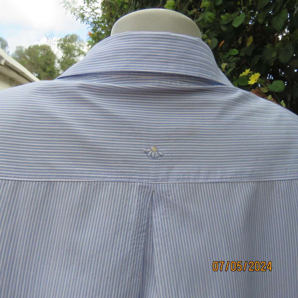 Smart casual blue/white embossed vertical striped polycotton top. By COLLINS Australia. size 44.