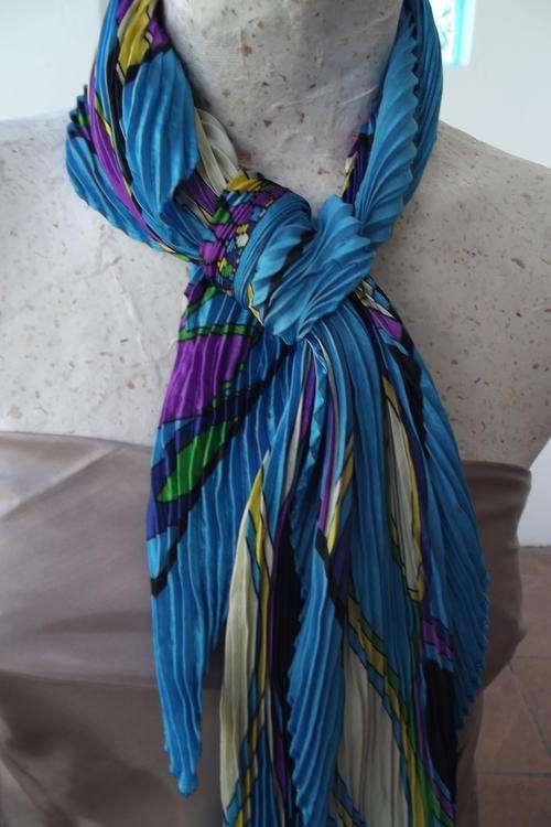Permanent Pleated Silky Scarf