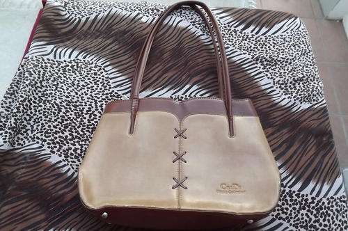 CaiDi Young Collector Tan/Brown Handbag - fake