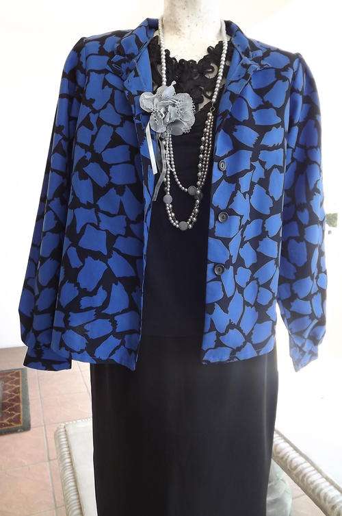 Blue and black jacket in cotton with high neck in size 34/10