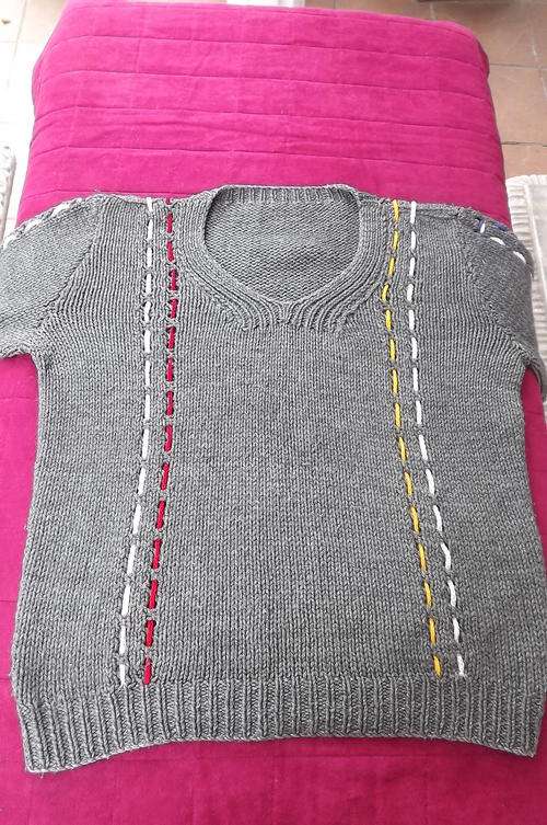 Dark Grey Hand Knitted Ladies Jersey with V-Neck & Stitch Decoration size 40/42 - good condition