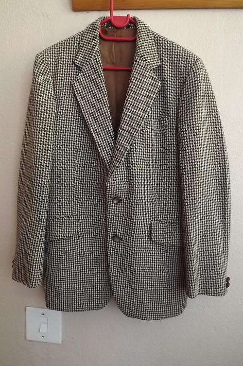 Men's Vintage Tweed Jacket in Brown & Beige by Hepworths Man About Town in size 36R - good condition