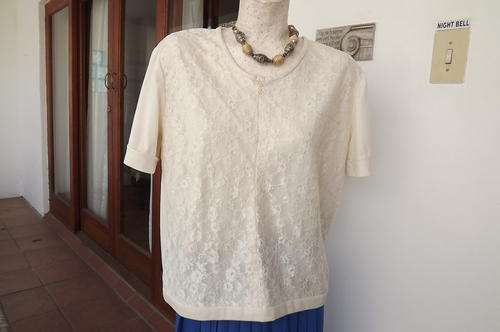 Beige Vintage Top with Lace Front - Short Sleeves - Nylon & Polyester Fabric size 16/40-used garment