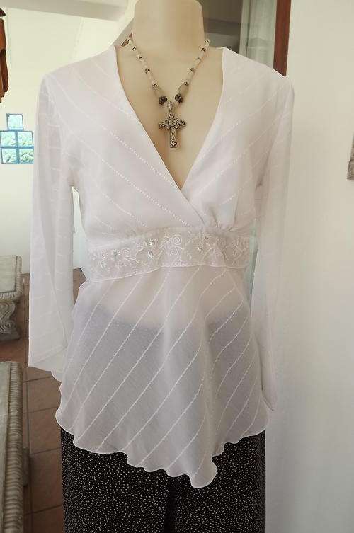 Pretty White Bejewelled Top from Foschini in size 10/34 - as new