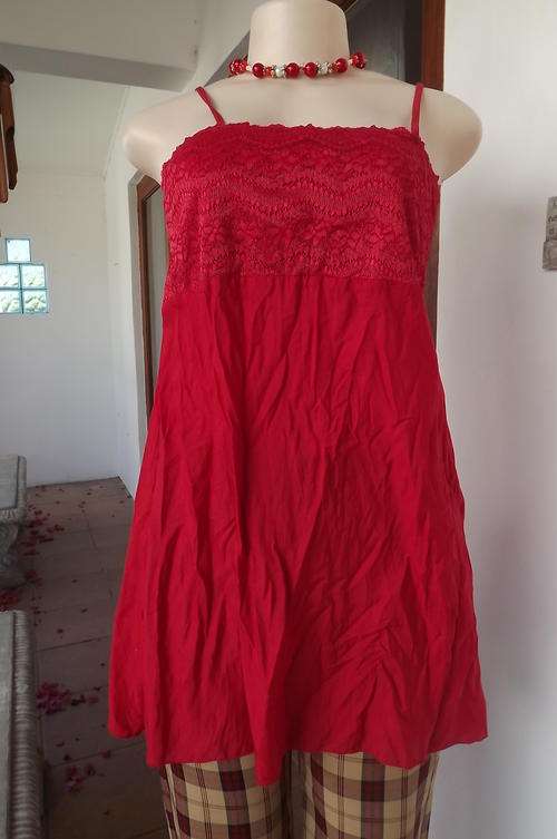 Red Silky Long Top/Short Dress with Adjustable Spaghetti Straps in size 10/34 - good condition