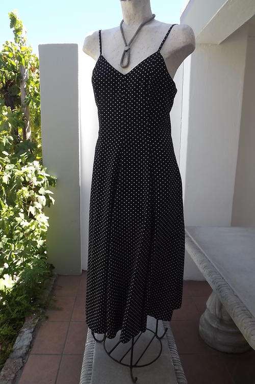 Casual Dresses Black White Polkadot Summer Dress with Thin Shoulder Straps in size 14 38 by Woolworths as new was sold for 95.00 on 25 Mar at 08 01 by trendyvintage191 in Oudtshoorn ID 138772400