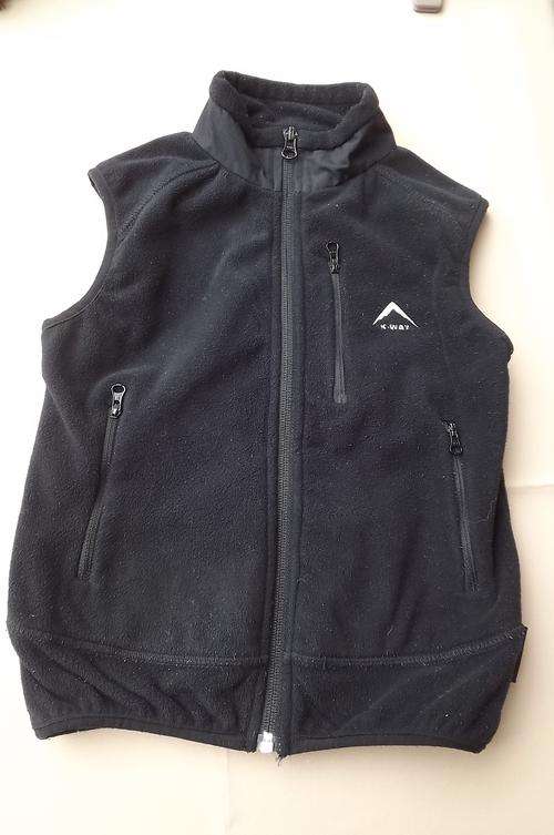 Black K-Way Technical Design Sleeveless Zip Up Jacket for 5-6 yr old - High Collar - good condition