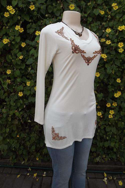 New long cream embellished V neck stretch viscose long sleeve top.Size 34/10 by WWW Girls Soft Feel.