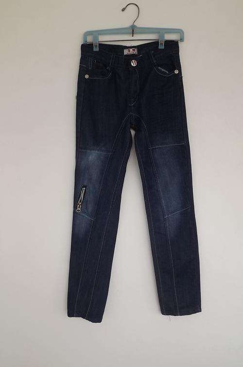 Cowboy look as new boys jeans.No stretch.Middle 71cm.Hips 75cm.Extra long legs.Will fit a tall thin