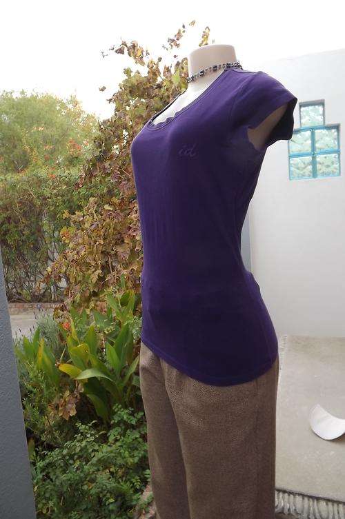 Dark purple Identity cotton stretch top in size 34/10.Build in bra area.Very good condition