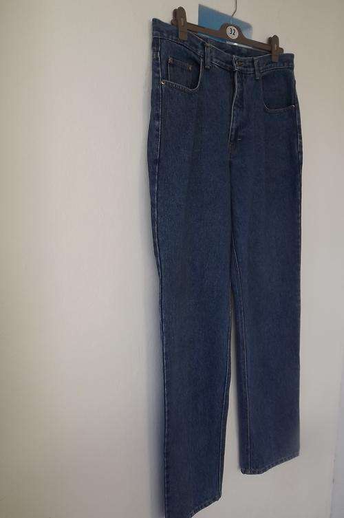 Relay 100%Cotton men's blue denim jeans.Classic Style size 36/92cm waist.Good condition