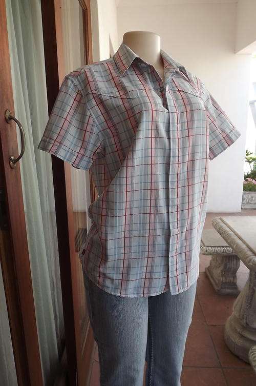 Levi Red,blue and white check shirt in size Medium.Bust 99cm.Press buttons on front.