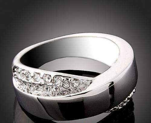 1 Stainless  steel  with Austrian Crystal Ring