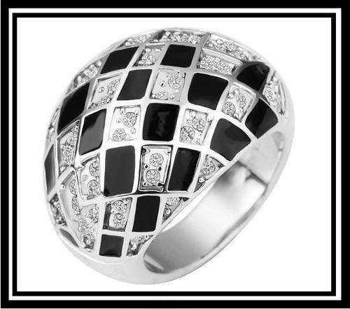 Size 8 Platinum Plated Paved Ring