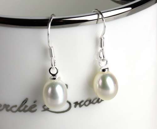 BEAUTIFUL 7 mm PEARL EARRINGS